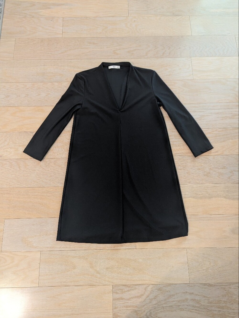 Classic Black Long Sleeve Shift Dress